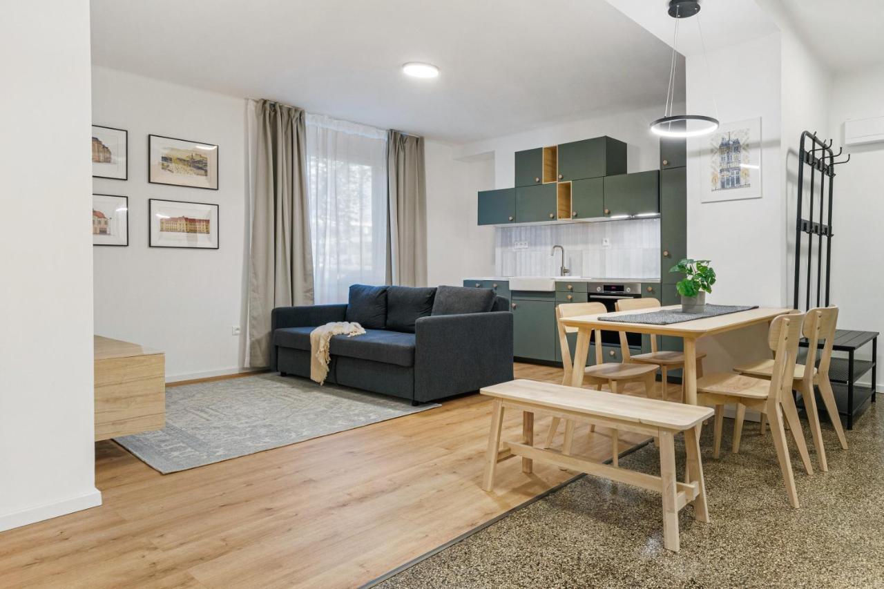 Bratislava Touch 2 Bedroom Apt Екстериор снимка
