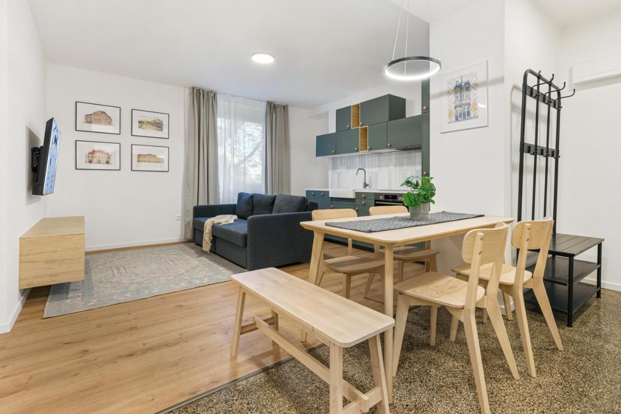 Bratislava Touch 2 Bedroom Apt Екстериор снимка