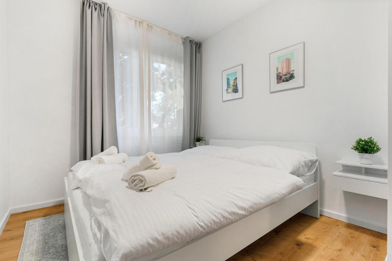 Bratislava Touch 2 Bedroom Apt Екстериор снимка
