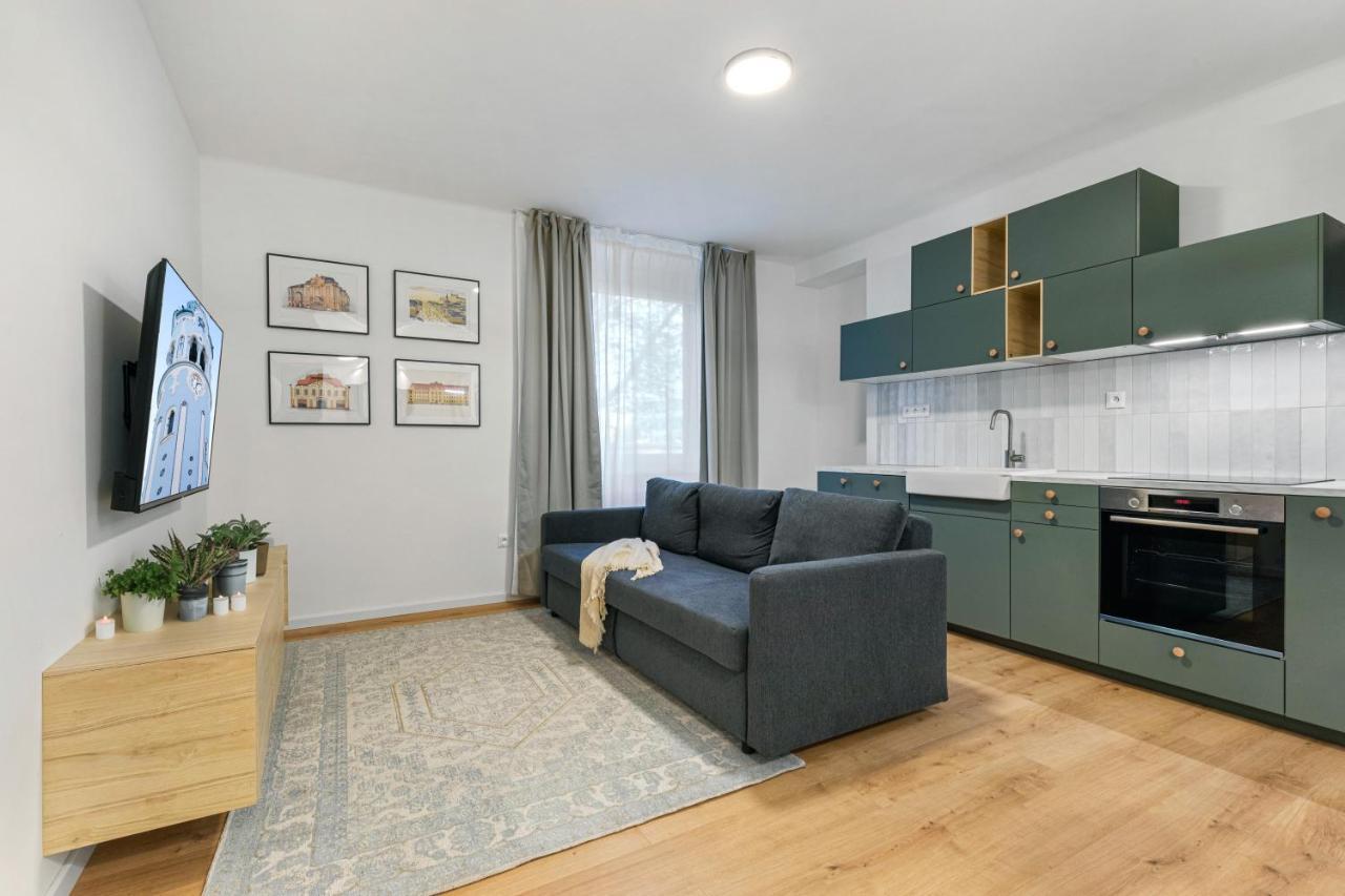 Bratislava Touch 2 Bedroom Apt Екстериор снимка